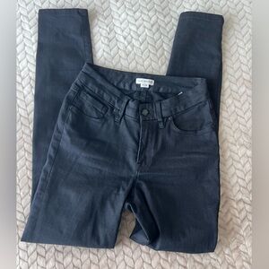 Good American Good Legs Skinny Jeans